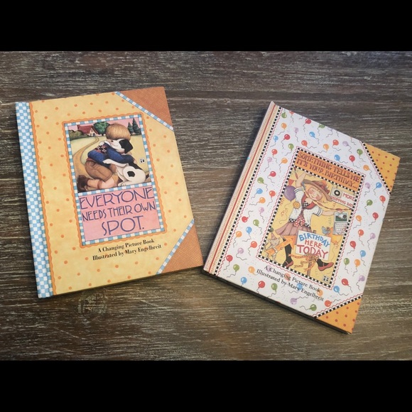 Mary Engelbreit Other - MARY ENGELBREIT POP UP BOOK SET